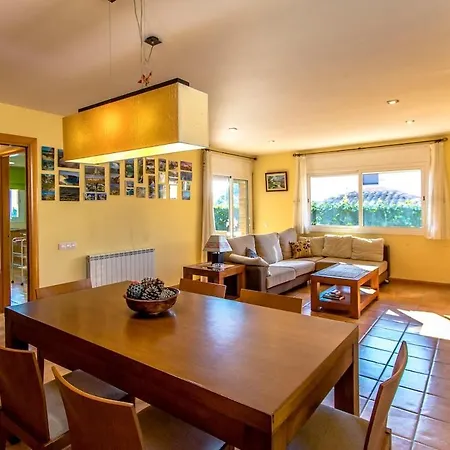 빌라 Catalunya Casas Unique Costa Brava Abode With Train Access To Bcn