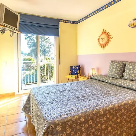 Catalunya Casas Unique Costa Brava Abode With Train Access To Bcn 빌라